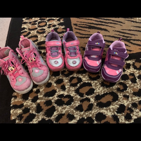 Bundle of 3 pair of sneakers - Picture 1 of 4